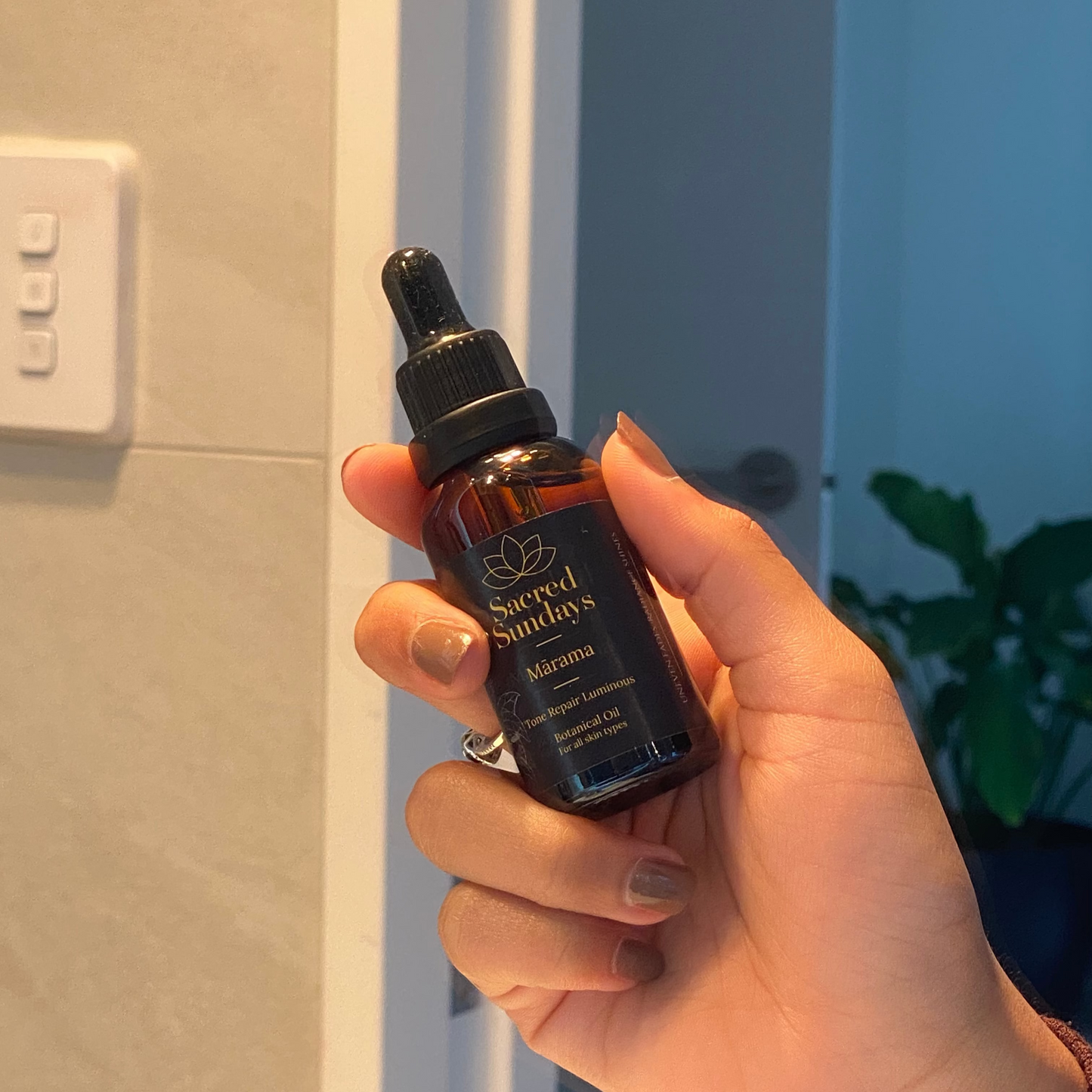 Mārama – Tone Repair Luminous Botanical Oil